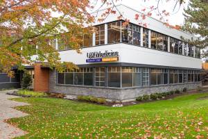 Located on the corner of 620 Kirkland Way, the UW Medicine Urgent Care at Kirkland is serving patients daily.