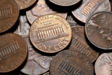 kirklandreporter.com - none - Gov. signs bill addressing WA retailers' penny problem